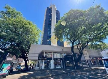 Comercial · 32m² · Sala comercial semi mobiliada em excelente localização central