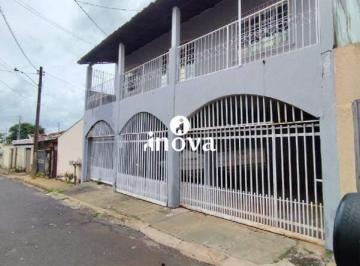Casa · 232m² · 4 Quartos · 3 Vagas · Casa a venda, Bairro Tutunas