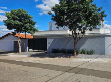 Casa · 140m² · 3 Quartos · 2 Vagas · Casa à Venda em Boituva, Jardim Maria Paulina — 3 Dormitórios, 2 Suítes
