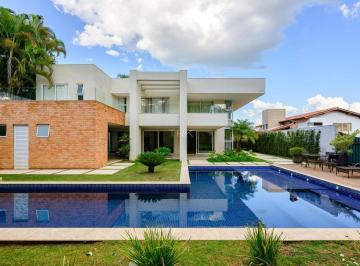 Casa · 426m² · 4 Quartos · 4 Vagas · A casa certa para quem decidiu caber na própria vida.