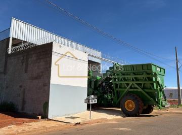 Comercial · 300m² · Barracão Comercial – 300m²