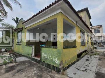 Casa · 230m² · 3 Quartos · 2 Vagas · EXCELENTE CASA LINEAR , 2 VAGAS COBERTAS , 3 QUARTOS, PERTO DO METRÔ