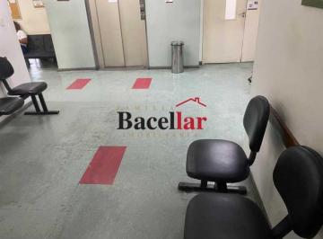 Comercial · 435m² · 7 Quartos · 7 Vagas · Prédio padrão luxo 3 andares clinica médica