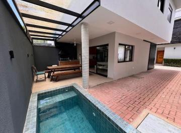 4793f8363f47264989fd3ade7408d9b988672500 · Seu Refúgio em Condomínio: Casa com 3 Suítes e Piscina Privativa | Locação Mensal