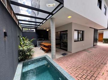 75c80e5c4887e60be98ce3940ffc34ea2e1af6cc · Locação Mensal em Condomínio: Casa com 3 Suítes, Piscina Privativa e Lazer Completo