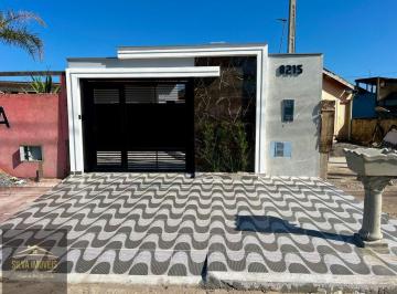 w1grsm2otjinta1yta5m2qx_md · Casa Nova Lado Praia em Mongaguá 02 Dormitórios