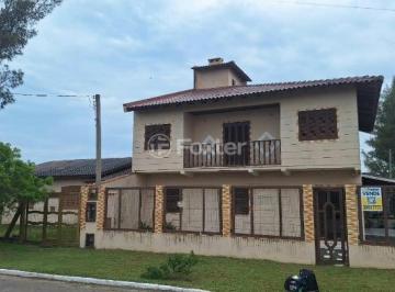 8.jpg · Casa, 4 dormitórios, 179.09 m², em Centro