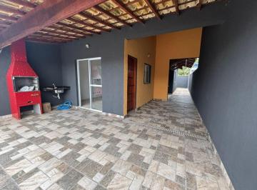 Casa de 2 quartos, Peruíbe · Casa com 2 dormitórios, sendo 1 suíte para Venda, Peruíbe / SP