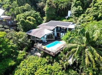 Foto 03 · Casa colonial no Portinho do Massarú, Itanhangá, 450m², 5 quartos, suítes com varanda, vista incríve