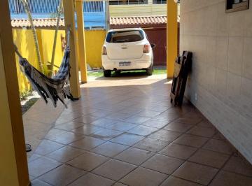 Casa de 3 quartos, Cabo Frio · Casa Térrea no Cajueiro c/ 3 Quartos e 2 Vagas à Venda