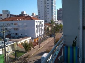 Apartamento · 71m² · 2 Quartos · Apartamento de 2 dormitórios, sacada e churrasqueira no bairro Menino Deus