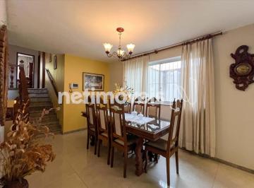 Casa · 340m² · 6 Quartos · 3 Vagas · Casa de 6 quartos à venda no Renascença!