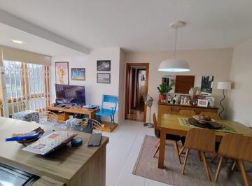 Apartamento · 74m² · 2 Quartos · Apartamento com 2 Dormitórios no Bairro Teresópolis
