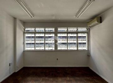 Comercial · 47m² · Excelente sala comercial à venda no Centro Histórico, localizada no 12º andar.