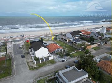 Casa · 219m² · 4 Quartos · 4 Vagas · Casa em Bal. Riviera - Matinhos