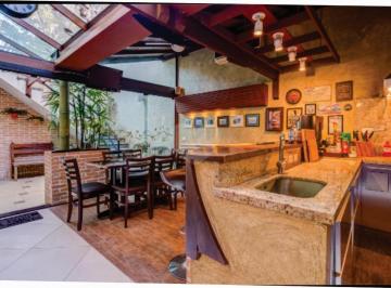 Casa de 4 quartos, São Paulo · Casa de Condomínio com 4 Quartos e 6 banheiros à Venda, 356 m² por R$ 3.600.000