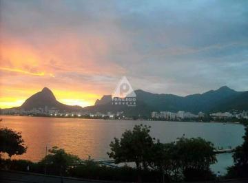 Apartamento · 170m² · 4 Quartos · 3 Vagas · Oportunidade na Lagoa com vista incrível: 4 Quartos (1 Suíte) e 3 Vagas na Escritura
