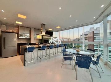Apartamento · 323m² · 5 Quartos · 3 Vagas · Cobertura a 450m da praia no Módulo 02 em Riviera de São Lourenço.