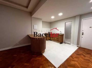 Apartamento · 106m² · 3 Quartos · 1 Vaga · Apartamento : Padrão / Residencial / Copacabana