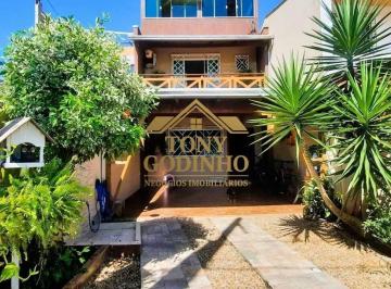 Casa · 165m² · 3 Quartos · 2 Vagas · EXCELENTE SOBRADO DE 3 PISOS À VENDA – NAVEGANTES | SC