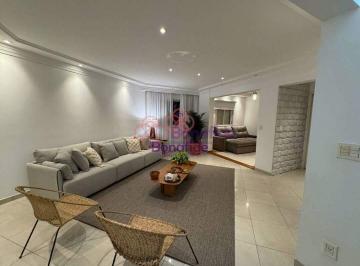 Apartamento · 198m² · 3 Quartos · 4 Vagas · Apartamento com 3 dormitórios para alugar, 198 m² por R$ 14.957,00 - Centro - Jundiaí/SP