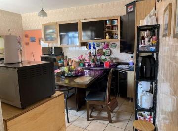 Casa · 90m² · 3 Quartos · 2 Vagas · Casa para VENDA localizada no bairro PONTE DE SÃO JOÃO, em Jundiaí/SP.