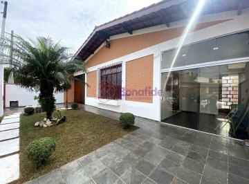 Casa · 200m² · 3 Quartos · 5 Vagas · Casa para VENDA localizada no bairro VILA LIBERDADE, em Jundiaí/SP.