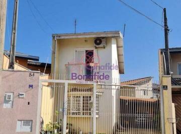 Casa · 135m² · 2 Quartos · 2 Vagas · Casa para VENDA localizada no bairro JARDIM ITÁLIA, em Várzea Paulista/SP.