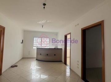 Casa · 341m² · 9 Quartos · 1 Vaga · Casa comercial para LOCAÇÃO localizada no bairro VILA ARENS, em Jundiaí/SP.