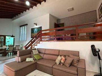 Casa · 288m² · 3 Quartos · 4 Vagas · Casa para VENDA localizada no bairro JARDIM DO LAGO, em Jundiaí/SP.