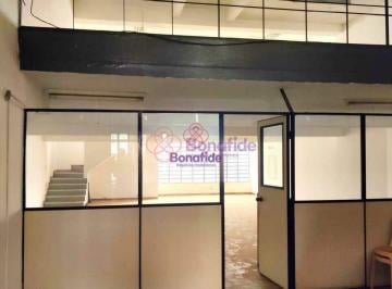 Comercial · 352m² · 3 Vagas · Salão comercial para LOCAÇÃO localizado no bairro CENTRO em Jundiaí/SP.