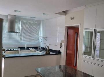 Casa · 204m² · 3 Quartos · 2 Vagas · Casa com 3 dormitórios para alugar, 204 m² por R$ 7.735,00 - Jardim São Bento - Jundiaí/SP
