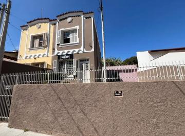 Casa · 151m² · 2 Quartos · 6 Vagas · Casa para VENDA localizada no bairro JARDIM ITÁLIA, em Jundiaí/SP.