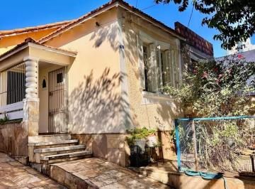 Casa · 120m² · 3 Quartos · 4 Vagas · Casa para LOCAÇÃO localizada no bairro ANHANGABAÚ, na cidade de Jundiaí/SP.