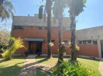 Casa · 440m² · 5 Quartos · 6 Vagas · Sobrado Residencial Ocupado em Jardim Santa Teresa, Jundiaí – Aceita Permuta