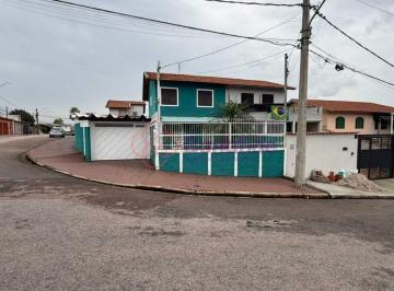Casa · 218m² · 4 Quartos · 5 Vagas · Casa para VENDA localizada no bairro CONJUNTO RESIDENCIAL IAPI, em Jundiaí/SP.