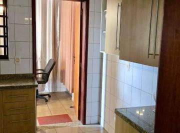 Casa · 190m² · 4 Quartos · Casa com 4 dormitórios à venda por R$ 700.000 - Vila São Paulo - Jundiaí/SP