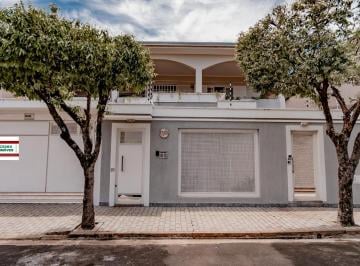 Casa de 5 quartos, Birigui · CASA À VENDA NO BAIRRO PARQUE DAS PAINEIRAS