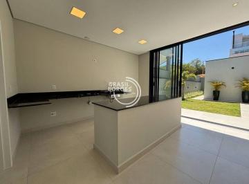 Casa · 155m² · 3 Quartos · Casa Térrea com 3 Suítes Frente Ao Lago no Helena Maria