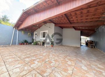 001 · Casa à venda - em Serra Negra