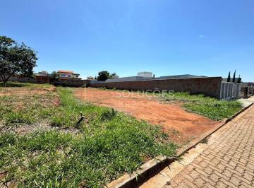 Terreno · 658m² · Terreno Murado em L, Medindo 658m² , Plano | Condomínio Alto da Boa Vista