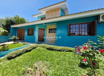Casa · 146m² · 3 Quartos · 1 Vaga · Casa ampla, 3 dormitórios, churrasqueira e pátio no bairro Novo Horizonte Camobi