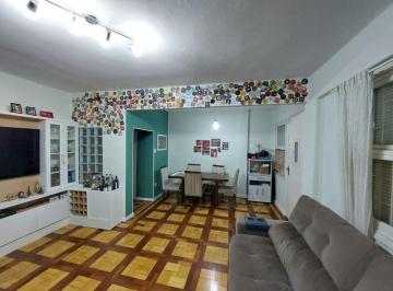 Apartamento · 81m² · 2 Quartos · Seu novo lar está aqui!