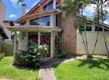 40985_i12M197vf9_409856920c953abd51.jpg · Casa de 150m² com 4 quartos na Lagoa da Conceição