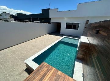Foto 01 · Casa Nova com Piscina - Lado Praia
