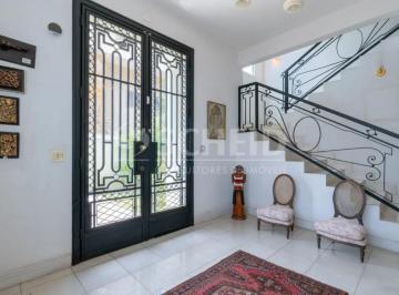 Casa · 613m² · 4 Quartos · 6 Vagas · Casa no Jardim Leonor