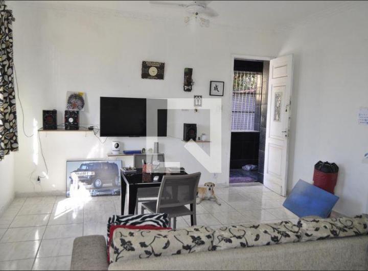 Foto do imóvel - Comprar casa com 6 quartos, quintal e piscina no condomínio