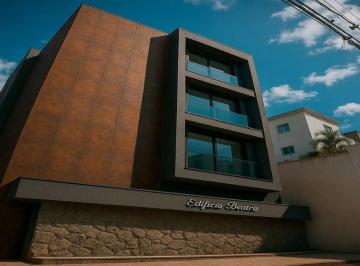 Apartamento · 214m² · 3 Quartos · 2 Vagas · Área Priv. de 3 quartos no bairro Prado