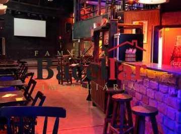 Comercial · 260m² · Casa de Shows com Pizzaria Montada