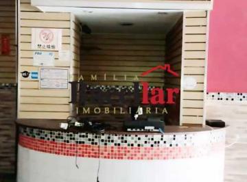 Comercial · 280m² · Duas lojas e sobrado